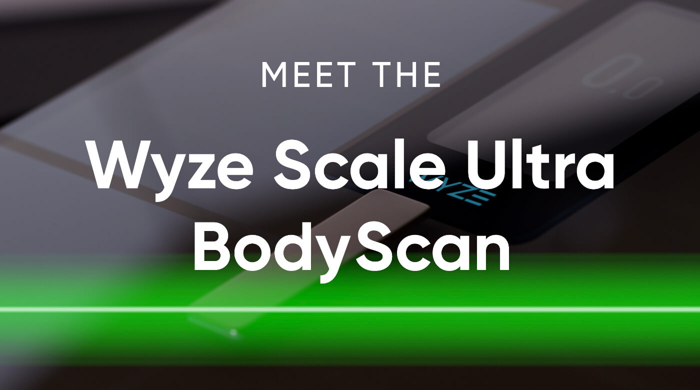 Charger la vidéo : Une personne se tient debout sur la balance Wyze Ultra BodyScan. Le graphique présente 13 mesures corporelles essentielles : poids, masse osseuse, pourcentage d’eau corporelle, masse maigre, pourcentage de masse musculaire, graisse viscérale, pourcentage de graisse corporelle, métabolisme basal, âge métabolique, IMC, taux de protéines et fréquence cardiaque, qui peuvent être suivies à l’aide de la balance.
