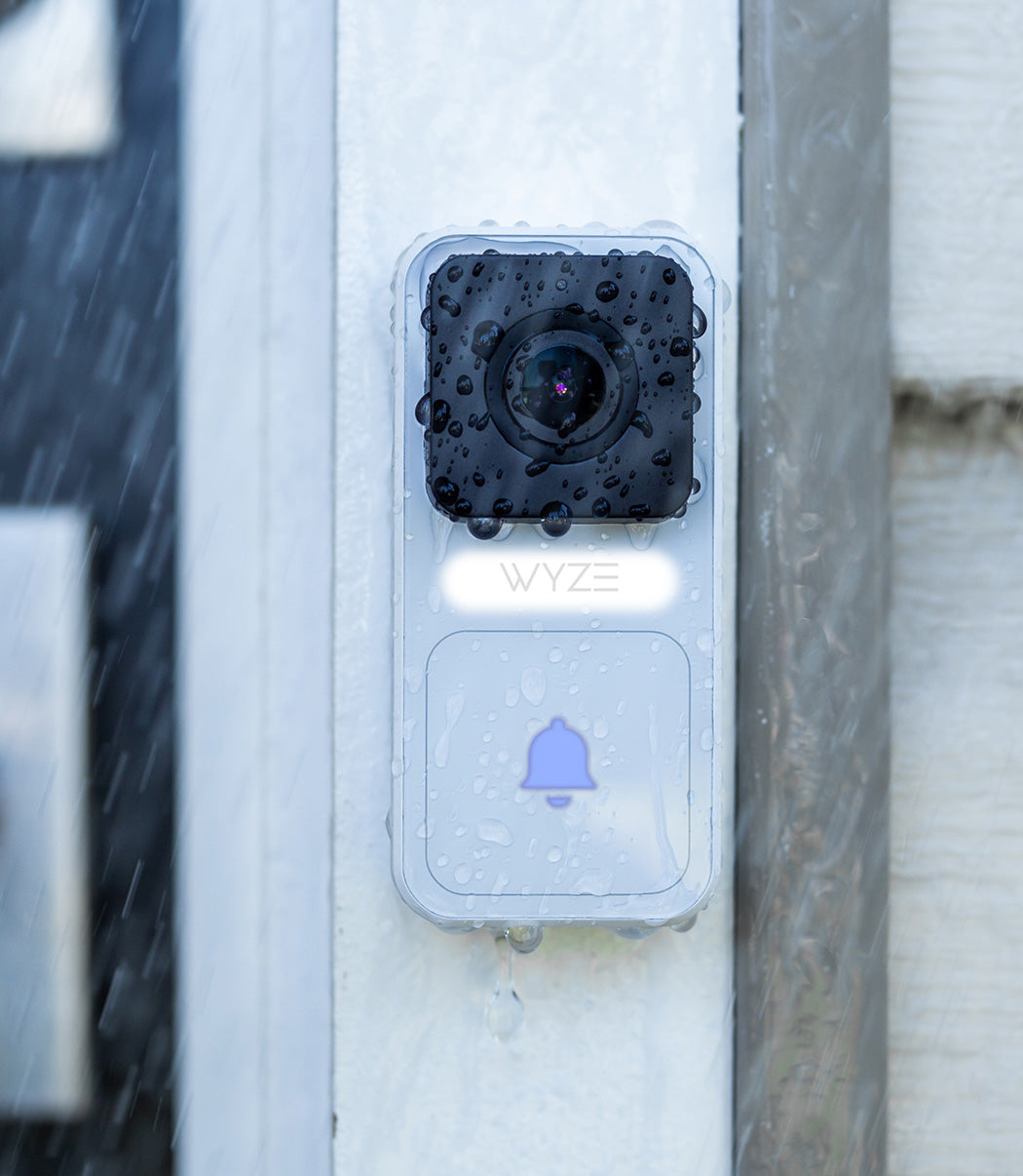 Doorbell wet in front porch. IP65 weather resistant. 